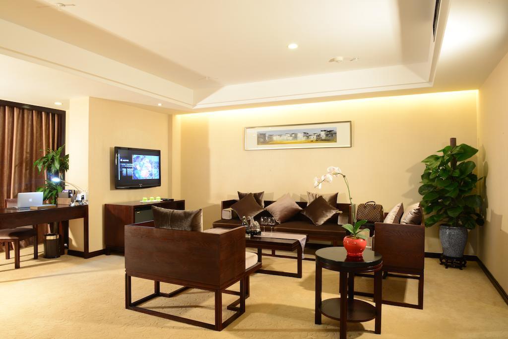 Vienna International Hotel University Town Сучжоу Номер фото